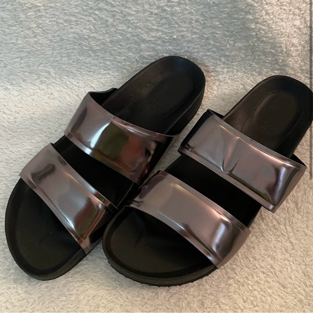NWOB Vince Orion Metallic Silver Double Strap Slide Size 10